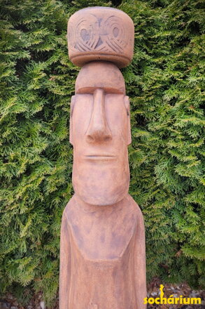 Moai with hat III