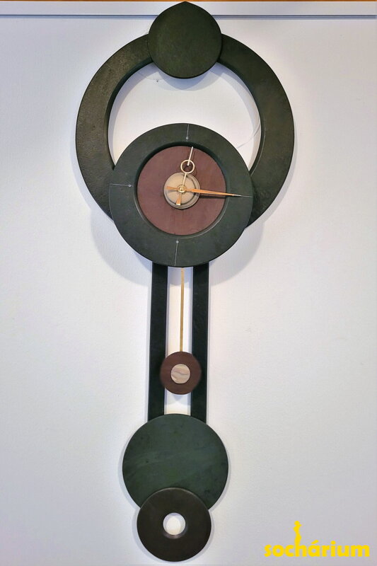 Pendulum clock