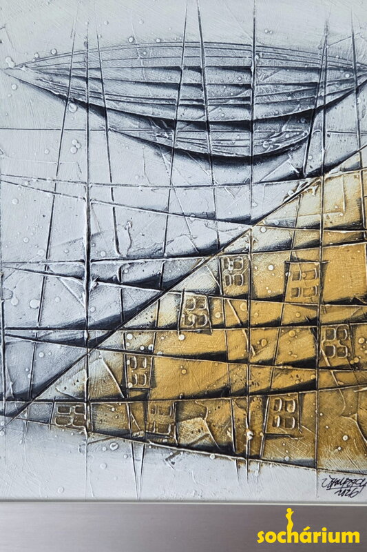 Zeppelin over Matala