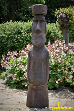 Moai with hat